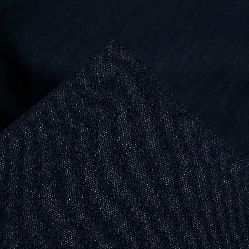 Tissu Denim Haute Couture Bleu Fonc Robuste Et Polyvalent