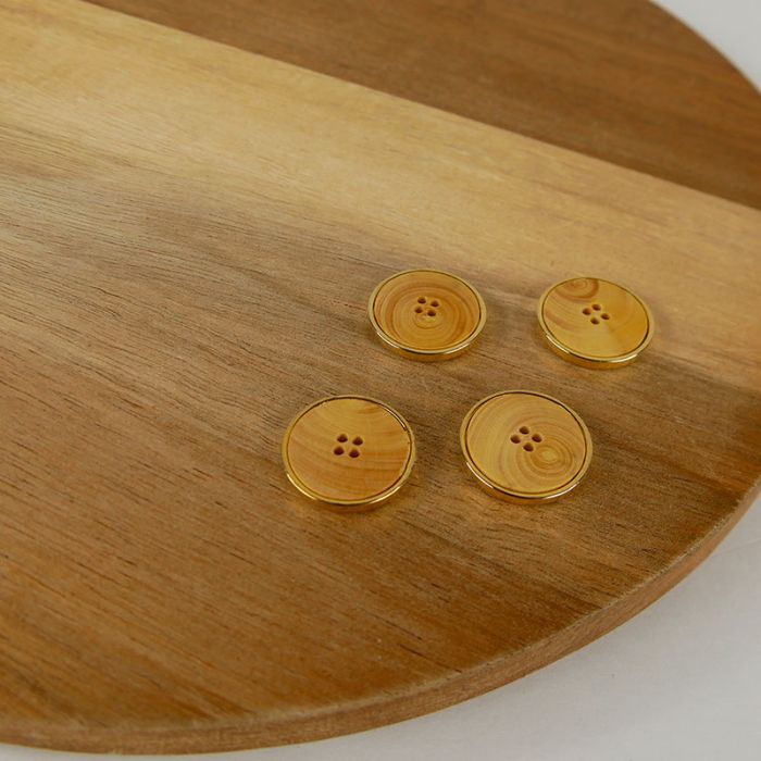 Bouton en bois rebord doré 4 trous - naturel x 1