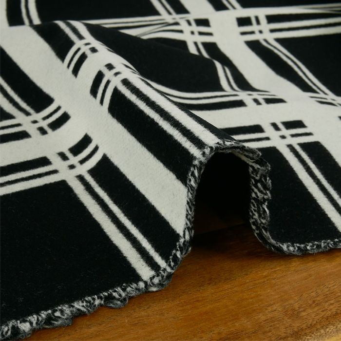 Tissu lainage carreaux haute couture écru - noir x 10 cm